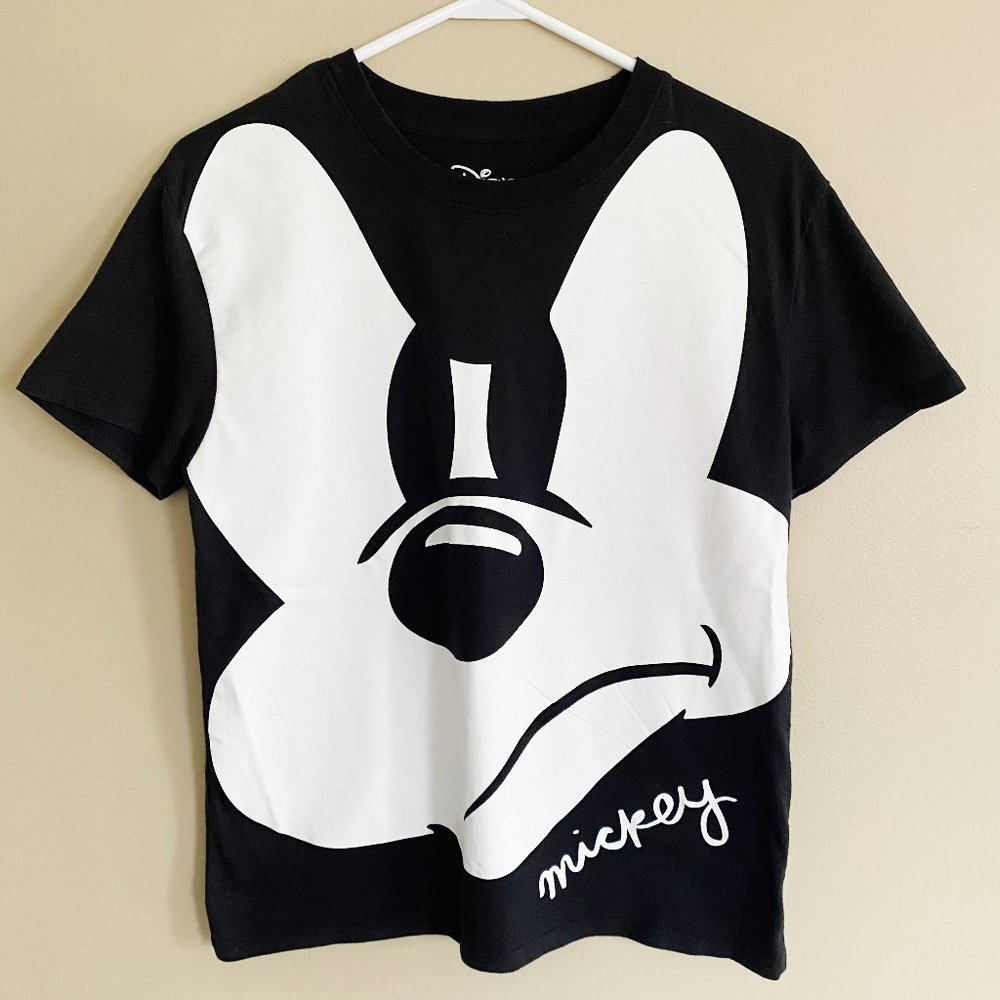 Disney angry mickey mouse black white tshirt sz m